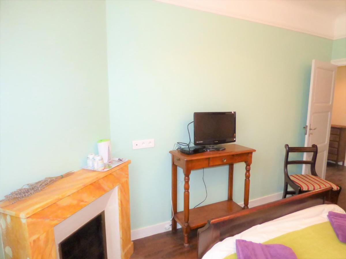 Les Tibles Nanthiat Exterior photo