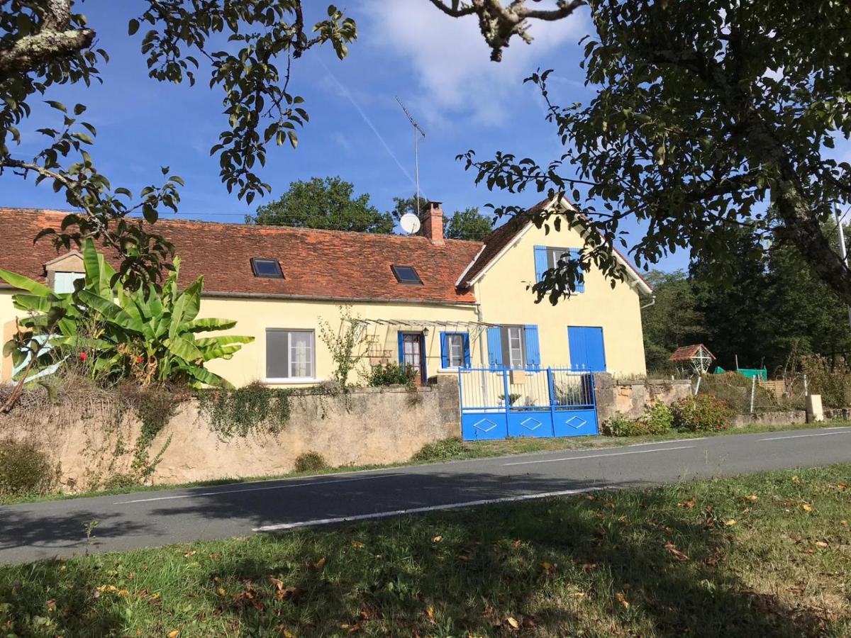Les Tibles Nanthiat Exterior photo