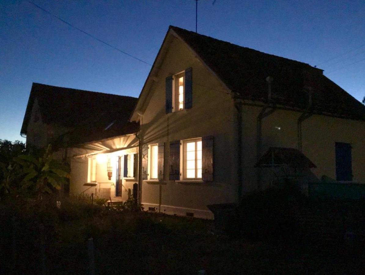 Les Tibles Nanthiat Exterior photo