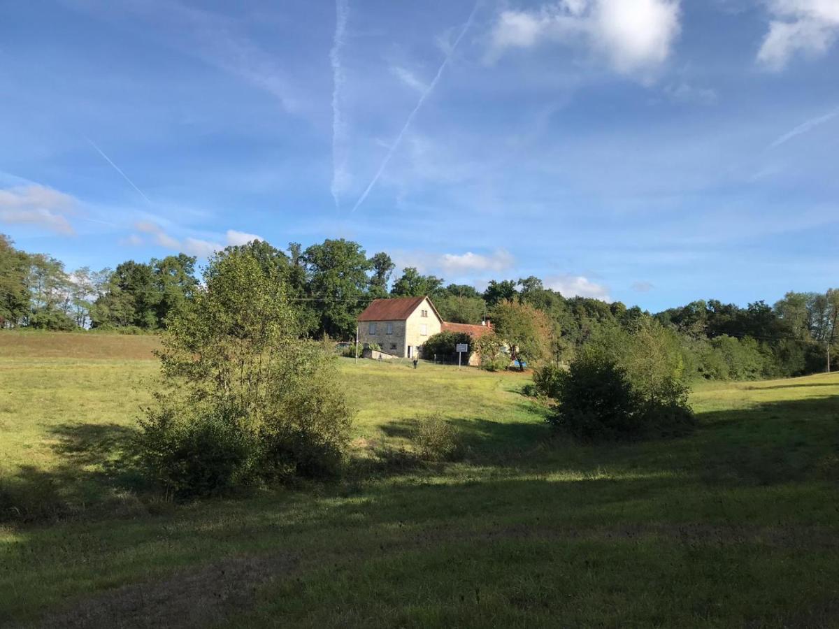 Les Tibles Nanthiat Exterior photo